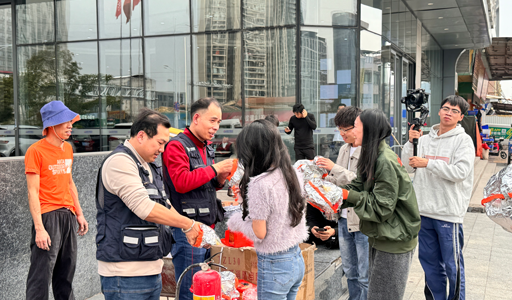 五樓聽講，一樓動(dòng)手！富軒門窗沉浸式消防培訓(xùn)點(diǎn)燃安全意識(shí)
